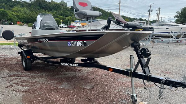 Tracker Pro 160 