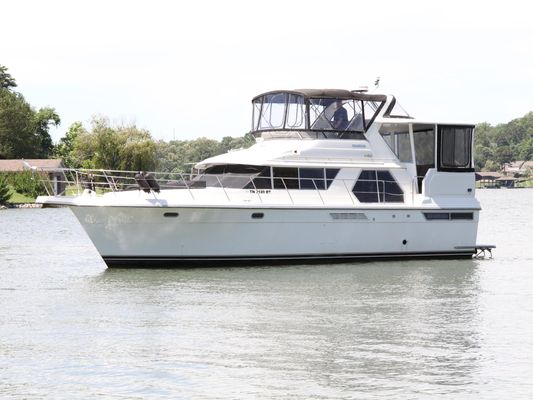 Carver 440-AFT-CABIN-MOTOR-YACHT - main image