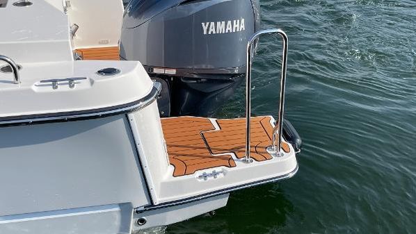 Ranger-tugs R-25 image