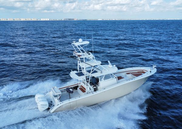 Yellowfin 42 image