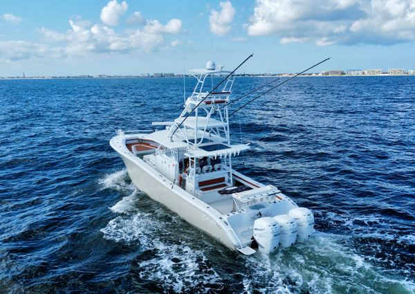 Yellowfin 42 image