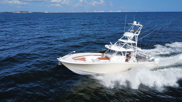 Yellowfin 42 image