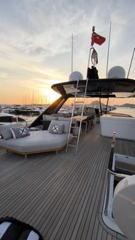 Ferretti Yachts 780 image