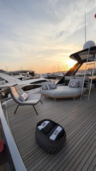 Ferretti Yachts 780 image