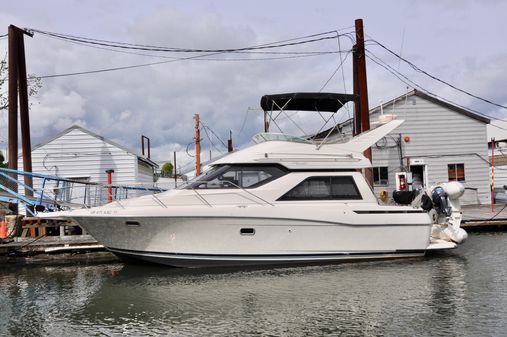 Bayliner 3258 Avanti image