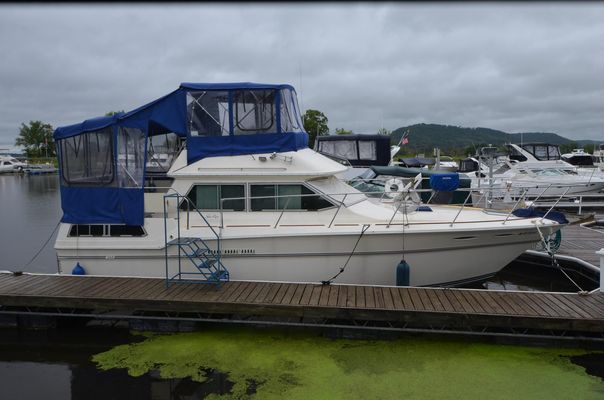 Sea-ray 360-AFT-CABIN - main image