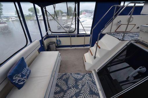 Sea-ray 360-AFT-CABIN image