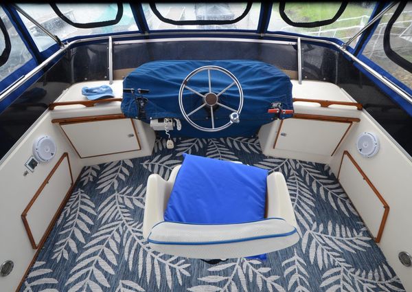 Sea-ray 360-AFT-CABIN image