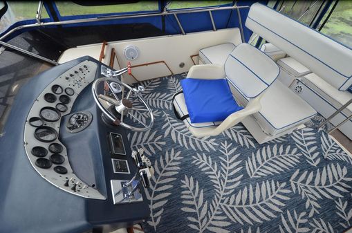 Sea-ray 360-AFT-CABIN image