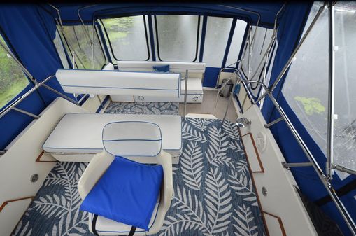 Sea-ray 360-AFT-CABIN image