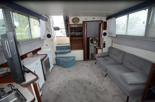 Sea-ray 360-AFT-CABIN image