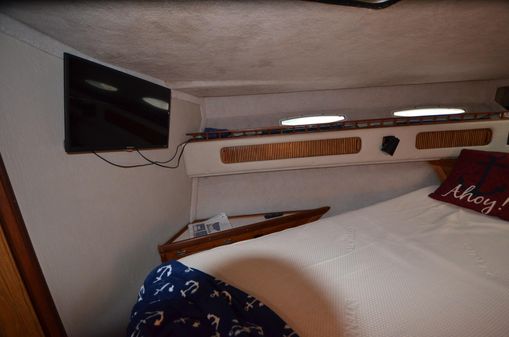 Sea-ray 360-AFT-CABIN image