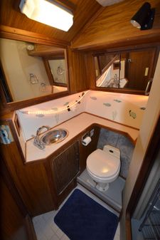 Sea-ray 360-AFT-CABIN image