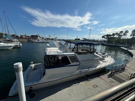 Symbol Cockpit Motor Yacht image