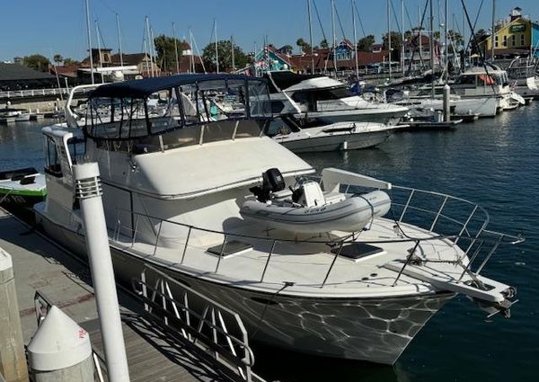 Symbol Cockpit Motor Yacht image