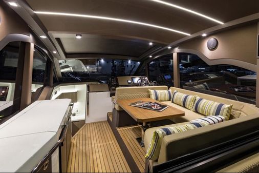 Galeon 425-HTS image