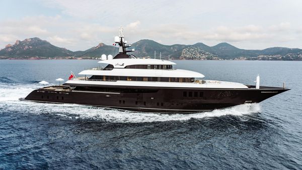 Icon Full Displacement Motoryacht 