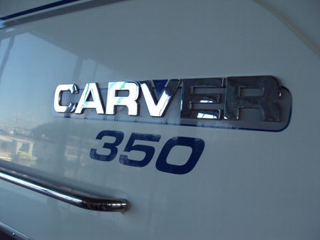 Carver 350 Aft Cabin image