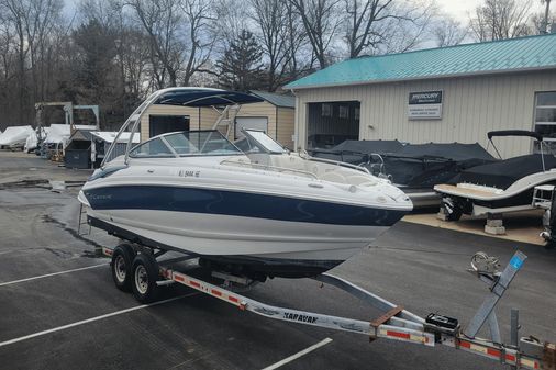 Crownline 265 SS image