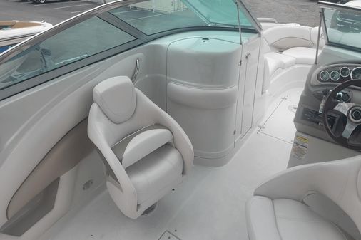 Crownline 265 SS image