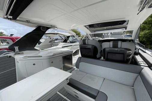 Galeon 325 GTO image