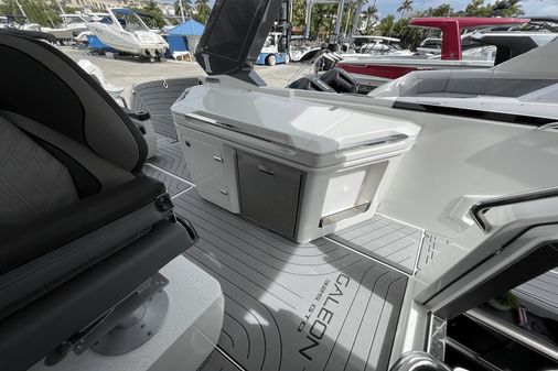 Galeon 325 GTO image