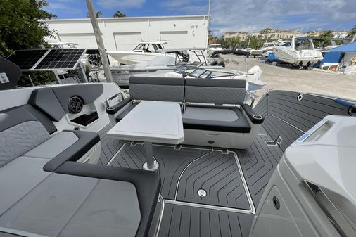 Galeon 325 GTO image