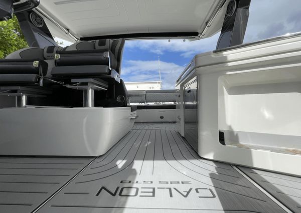 Galeon 325 GTO image