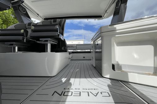 Galeon 325 GTO image