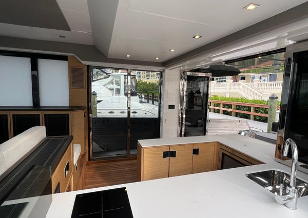 Okean 50-FLYBRIDGE image