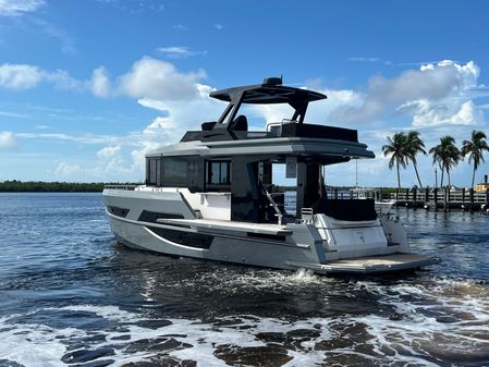 OKEAN 50 Flybridge image