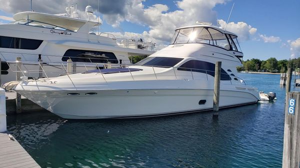 Sea Ray 550 Sedan Bridge 