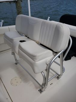 Robalo R260 Center Console image