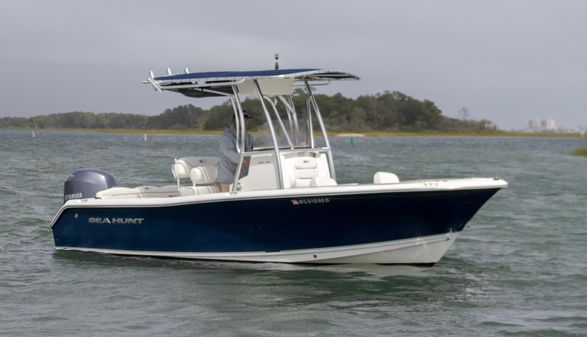 Sea Hunt Ultra 211 image