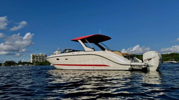 Sea Ray SLX 310 OB