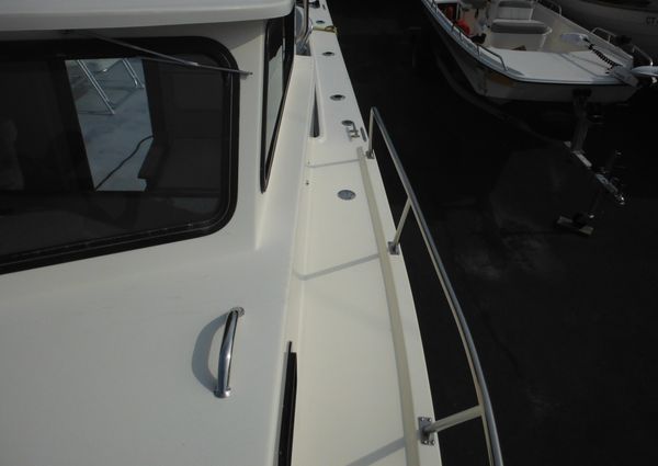 Parker 25 Sport Cabin image