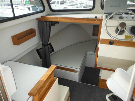 Parker 25-SPORT-CABIN image