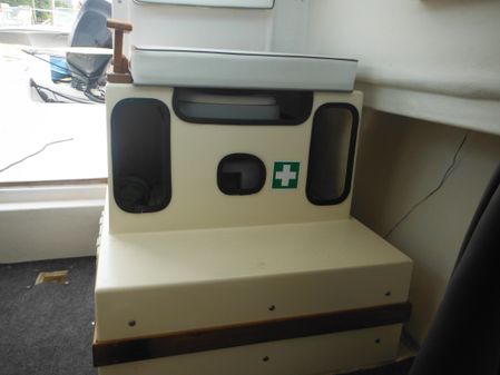 Parker 25-SPORT-CABIN image