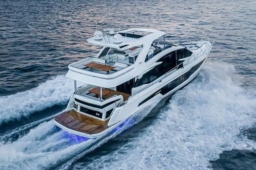 Galeon 680 Fly image