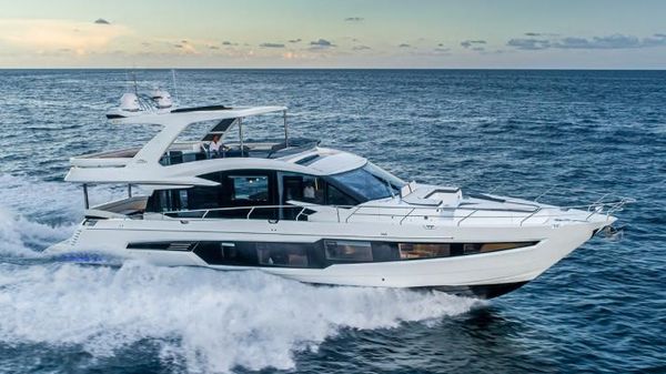 Galeon 680 Fly 