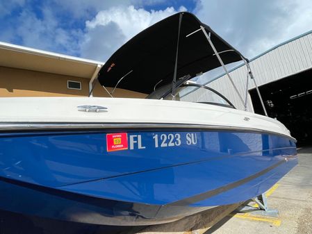 Bayliner Element E21 image