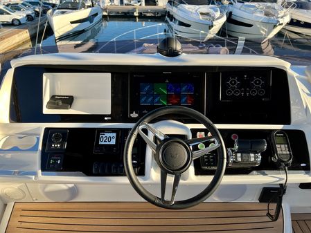 Princess Yachts S62 image