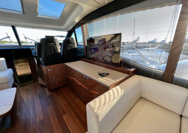 Princess Yachts S62 image