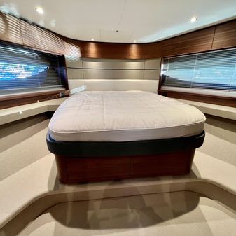 Princess Yachts S62 image