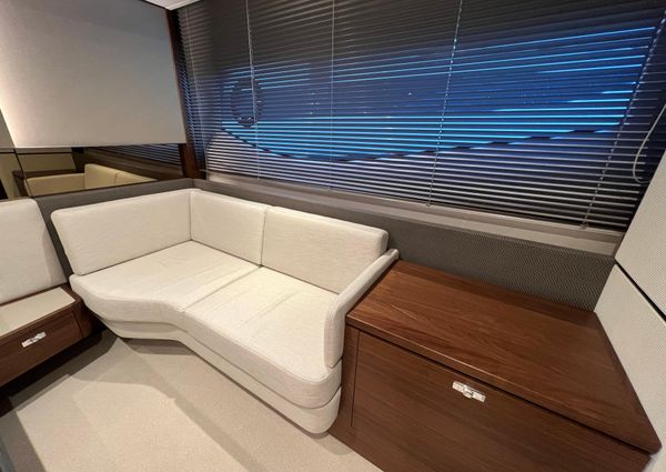 Princess Yachts S62 image