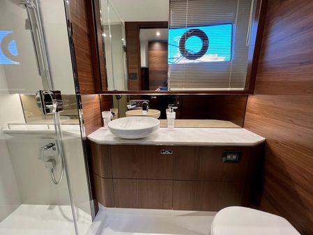 Princess Yachts S62 image