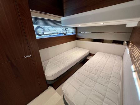 Princess Yachts S62 image