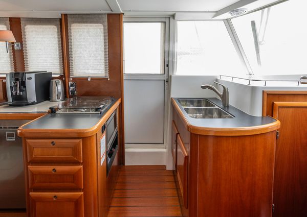 Beneteau 42-SWIFT-TRAWLER image