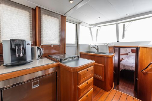 Beneteau 42-SWIFT-TRAWLER image