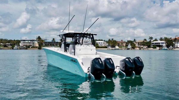 SeaHunter 41 CTS 